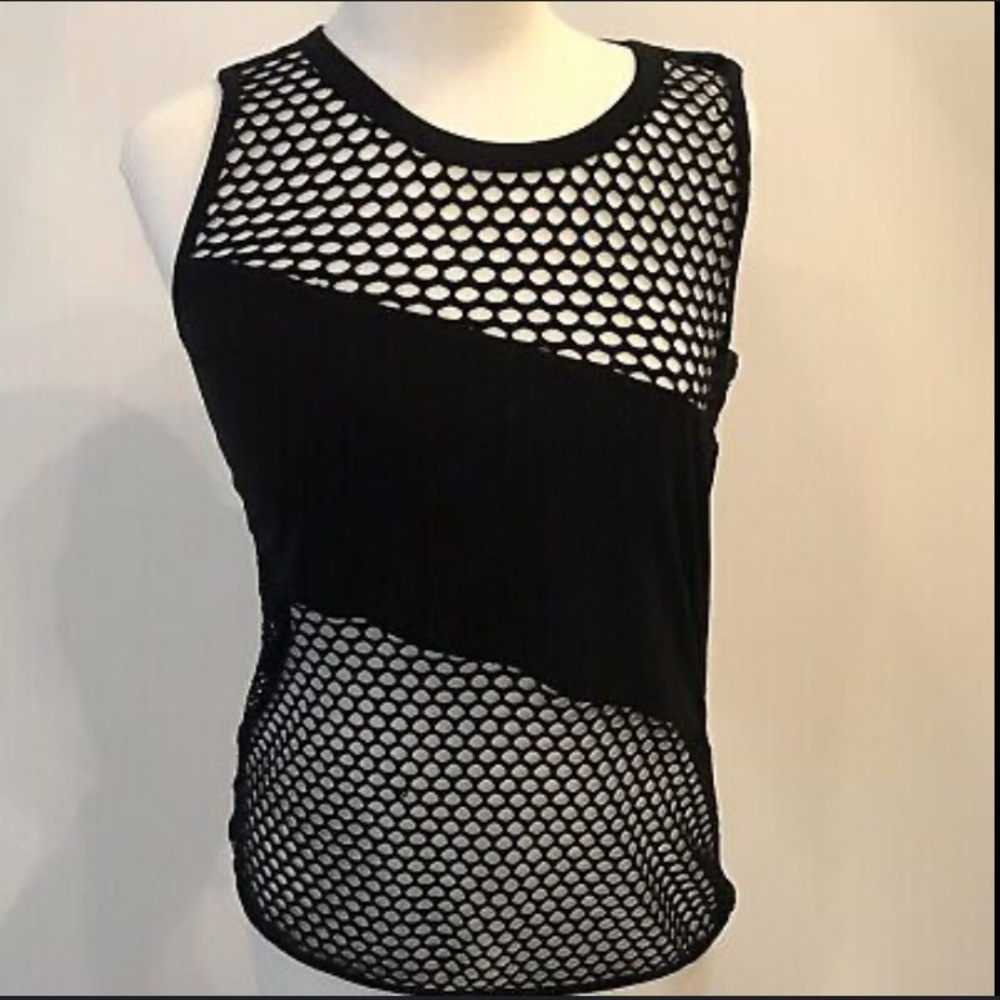 🖤Yogalicious Black Cutout Mesh Workout Sleeveless Top size Large🖤